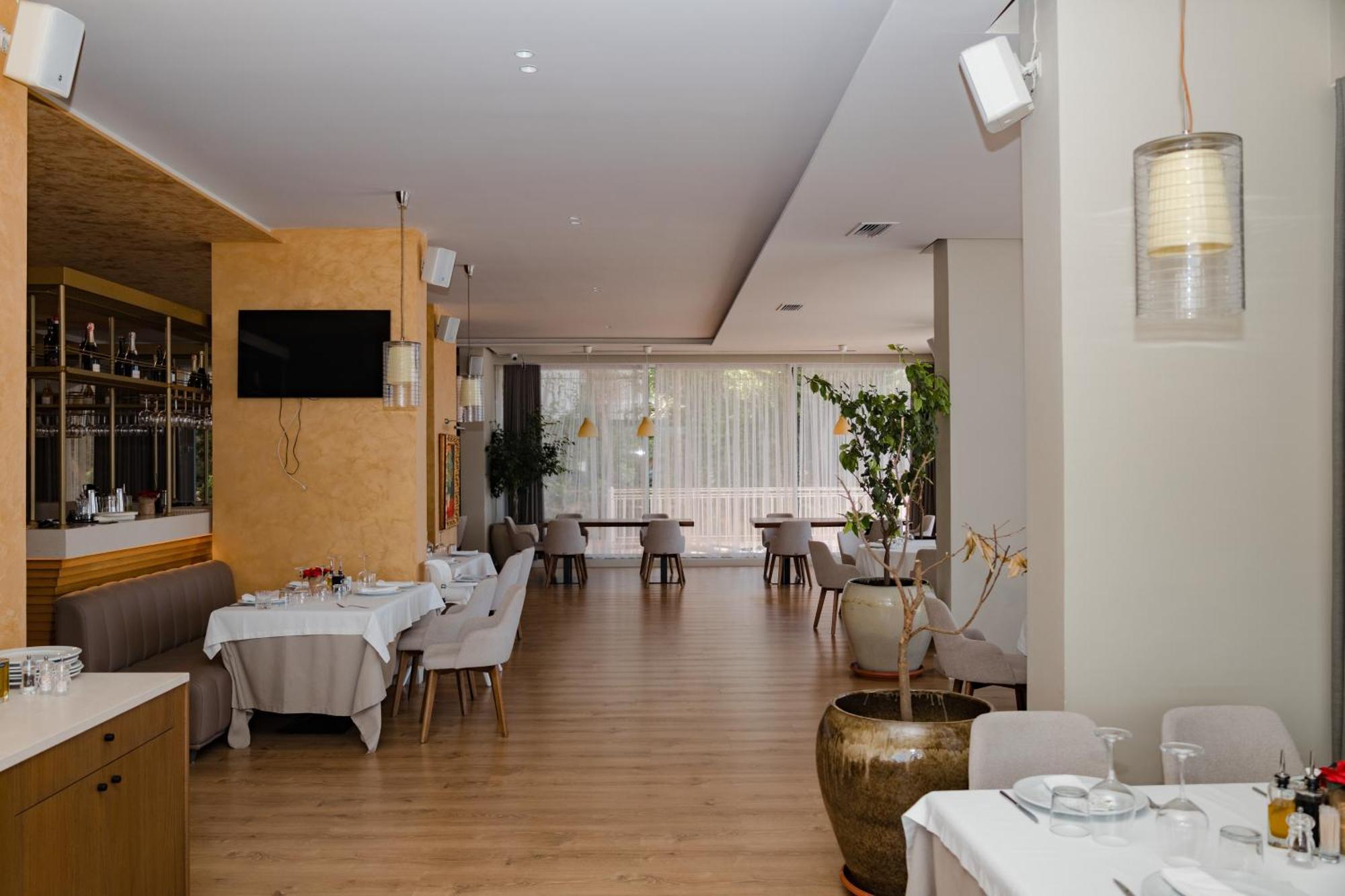 Grand Riviera Blu- Seaside Hotel Radhimë エクステリア 写真